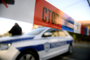UŽAS U BEOGRADU: Policija pronašla ranjenog muškarca (30) u lokvi krvi kod zgrade Hitne pomoći!