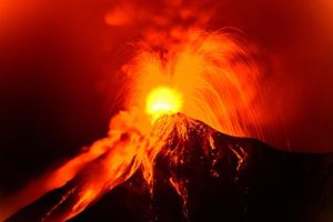 APOKALIPSA KOJA JE SKORO UNIŠTILA SAV ŽIVOT NA ZEMLJI Erupcije vulkana, asteroidi, a onda je nastupilo VELIKO IZUMIRANJE