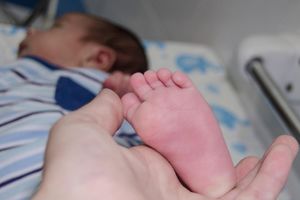 SMRTONOSNI VIRUS ODNEO 18 ŽRTAVA: Grip ubio bebu u Čačku!