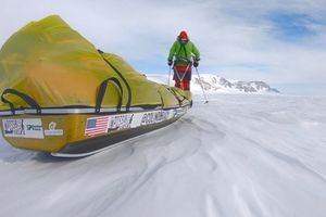BRITANAC PREŠAO SAM CEO ANTARKTIK: Dva dana nakon Amerikanca uspeo da na skijama pređe 1.500 kilometara! Ovo je pravi razlog!