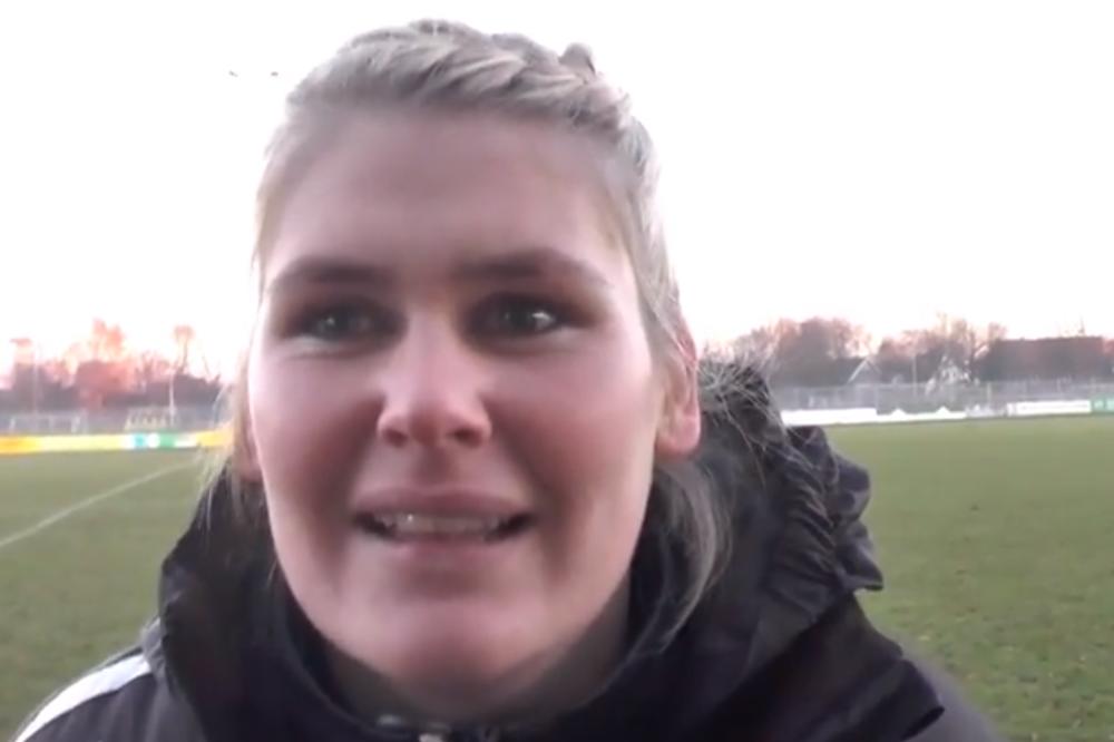 IGRAČE BIRAM PO VELIČINI PENISA! Žena trener u Nemačkoj iznenadila svet: Ja sam profesionalac! Igrači ne moraju da oblače gaće kada ja uđem u svlačionicu (VIDEO)