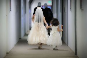 IZMENE PORODIČNOG ZAKONA: Srbija ukida dečje brakove, roditelji koji ih ugovaraju odgovaraće krivično