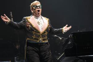 NAPADAČ ZBOG MUZIČARA NIJE STIGAO U MANČESTER: Dođem na koncert Eltona Džona, a on priča o mom transferu u Junajted