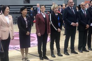 KINESKINJE SADA MOGU BESPLATNO DA TRENIRAJU: Marina Maljković otvorila košarkašku akademiju u Šangaju (KURIR TV)