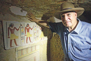 KRALJ PIRAMIDA STIGAO U BEOGRAD! Najpoznatiji svetski arheolog otkriva VELIKE TAJNE FARAONA!