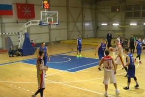 OVAKVU NAMEŠTALJKU U SPORTU NIKAD NISTE VIDELI: Pogledajte šta su radili košarkaši u Rusiji na štelovanom meču (VIDEO)