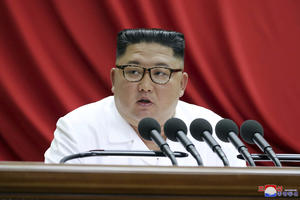 NOVA MISTERIJA SEVERNE KOREJE: Gde je nestao Kim Džong-un? Nije se pojavio tamo gde su ga svi očekivali! (VIDEO)