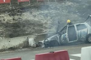 DRAMA NA NOVOM BEOGRADU: Potpuno izgoreo automobil kod naselja Belvil!