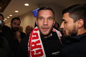 EUFORIJA U ANTALIJI: Lukas Podolski pojačao ekipu, cilj opstanak