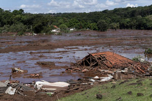 KATASTROFA U BRAZILU, POPLAVE ODNELE 30 ŽIVOTA: Kiše napravile haos, hiljade ljudi evakuisano (FOTO , VIDEO)
