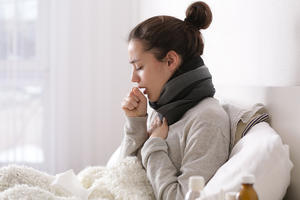 2 TRENUTNO NAJČEŠĆA SIMPTOMA KOVIDA: Budite oprezni s bolom u grlu i zapušenim nosom