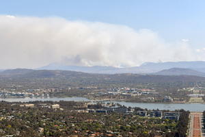 VANREDNO STANJE U GLAVNOM GRADU AUSTRALIJE: Bukte požari u Kanberi, najveći u poslednjih 17 godina!