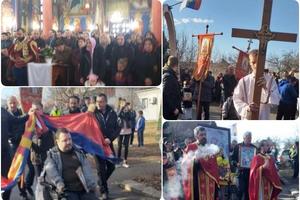 TELOM SMO OVDE, DUŠOM U CRNOJ GORI: Litija podrške vernicima SPC održana u Zemun Polju (FOTO)