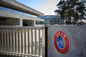 UEFA DEMANTUJE: Nije bilo zahteva Svetske zdravstvene organizacije da se fudbal zaustavi (FOTO)