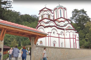 ČUDA ĐERDAPSKOG OSTROGA: Mnogi su našli spas i izlečenje moleći se pred moštima Sv. Zosima i Jakova u manastiru Tumane!