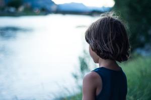 TRAGEDIJA U BERANAMA: Dvogodišnji dečak upao u reku Bistricu dok se igrao, UTOPIO SE