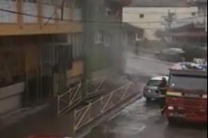 GORI VRTIĆ U VLASOTINCU, EVAKUISANO 150 MALIŠANA: Pogledajte, dim kulja na sve strane (VIDEO)