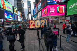 ZATVOREN TAJMS SKVER, ULICE ĆE BITI PRAZNE ZBOG PANDEMIJE: Evo kako će se dočekati Nova godina u Njujorku