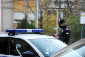 BEOGRADSKA POLICIJA U AKCIJI: Kilogram heroina zaplenjen u Obrenovačkoj ulici u Novom Beogradu