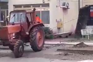 DIVLJAŠTVO U HRVATSKOJ: Traktorom srušili spomenik partizanima u po bela dana, vikali EVO VAM ČETNICI!