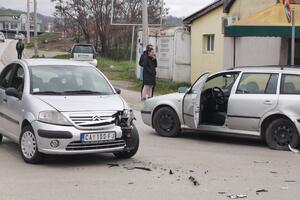 LANČANI SUDAR U ČAČKU: Jedna osoba povređena, do udesa došlo prilikom uključivanja na glavni put