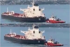 BLOKIRAN BOSFOR! Pomahnitali tanker koji plovi pod hrvatskom zastavom krenuo ka obali! Pomorski saobraćaj bio obustavljen