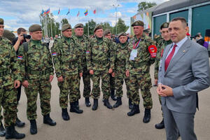 MINISTAR VULIN NA OTVARANJU MEĐUNARODNIH ARMIJSKIH IGARA: Srpska tenkovska posada među elitom