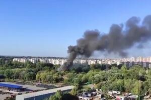 POGLEDAJTE SNIMKE POŽARA U BLOKU 70A: Vije se crni dim iznad Novog Beograda (VIDEO)