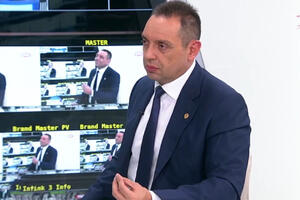VULIN: Vučić nije prisluškivan jer komunicira s kriminalcima! U 1.882 razgovora nema nijedne kompromitacije