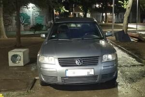 NEVIĐENI BEZOBRAZLUK I DRSKOST: Bahati Beograđanin automobilom uleteo u Peti parkić i napravio HAOS (FOTO)