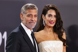 PLJUŠTE NEGATIVNI KOMENTARI: Snimak LICA Amal Kluni pokrenuo raspravu na instagramu