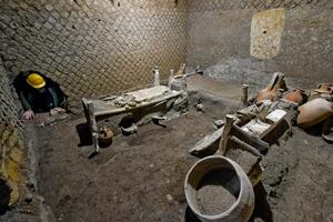 RETKO I DRAGOCENO OTKRIĆE U Pompeji otkrivena soba u kojoj su živeli robovi FOTO