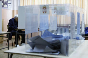 OGLASIO SE RIK: Na izborima može da glasa 6.500.165 birača