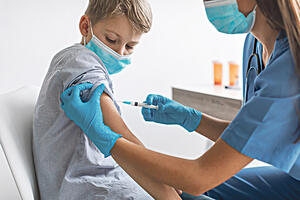 SVE VEĆI BROJ OBOLELIH Stopa vakcinacije značajno opala, zvaničnici pozivaju roditelje da VAKCINIŠU SVOJU DECU