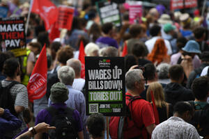 NASTAVLJA SE HAOS U VELIKOJ BRITANIJI: Više od 70.000 zaposlenih na univerzitetima štrajkovaće 18 dana