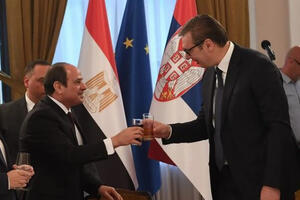 NAZDRAVILI SMO ZA PRIJATELJSTVO: Vučić objavio fotografije sa egipatskim predsednikom (FOTO)