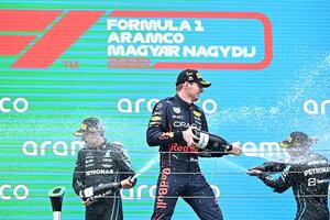 LETEĆI HOLANĐANIN: Verstapen slavio u Meksiku i postavio novi rekord po broju pobeda u sezoni F1