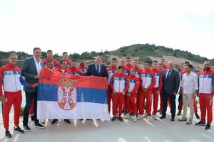 IZNENAĐENJE NA PRIPREMAMA: Milorad Dodik posetio srpske boksere na Jahorini