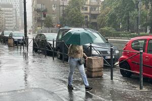 U NAREDNIH SAT VREMENA PLJUSKOVI! RHMZ objavio koji delovi Srbije su na udaru: Očekuju se obilne padavine i GRMLJAVINA