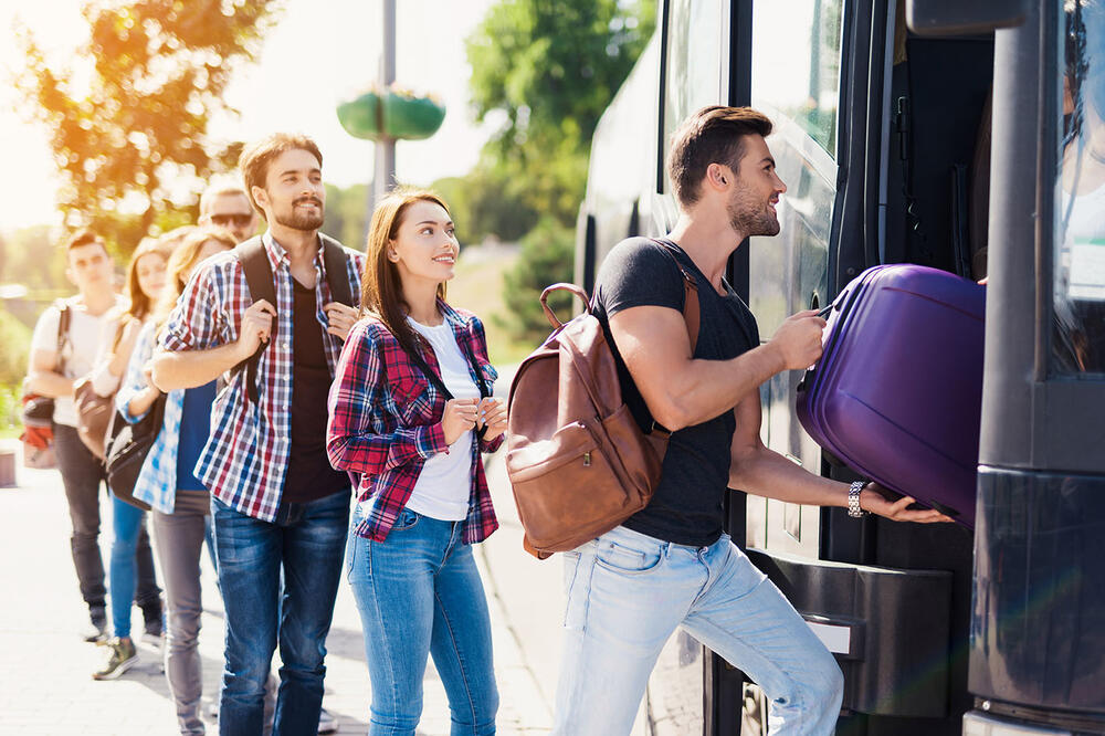 BOJANINA ISPOVEST ŠOKIRALA SVE: Sela sam u autobus za Valjevo i ćaskala sa devojkom pored, a tada je krenuo moj PAKAO!