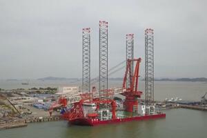 KINA: Isporučena je i puštena u rad nova generacija platforme za instalaciju energije vetra na moru od 2000 tona VIDEO