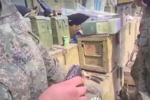 NA PRVOJ LINIJI FRONTA: Ruski novinar obišao rovove koje su ruski vojnici oteli od Ukrajinaca UŽASAVAJUĆA SLIKA RATA (VIDEO)