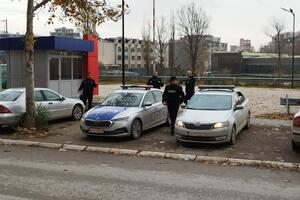 MIRNA NOĆ U KOSOVSKOJ MITROVICI: Vozila Euleksa patroliraju, predsednik Vučić večeras o situaciji na KiM