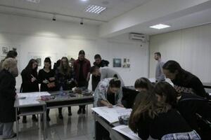 OTVOREN PRVI TRICIKL: Počeo festival stvaralaštva studenata umetničkih fakulteta u Severnoj Mitrovici