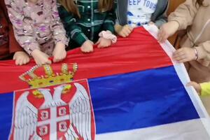 OVAKO SE VOLI SRBIJA! Srce će vam zaigrati kad čujete dečicu iz vrtića u Kosovskoj Mitrovici (VIDEO)