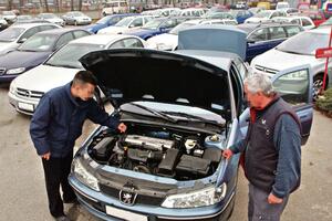 KAKO DA VAM NE UVALE KRŠ AUTOMOBIL: Saveti stručnjaka mogu da vam pomognu da izbegnete PAPRENE popravke, obratite pažnju na njih!