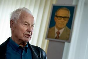 POSLEDNJI KOMUNISTIČKI VOĐA ISTOČNE NEMAČKE: Hans Modrov preminuo u 96. godini, bio jedna od ključnih figura mirnog ujedinjenja