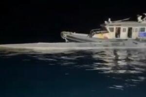 PRESRETNUTA NARKO-PODMORNICA! Velika akcija mornarice, zaplenjeno tri tone kokaina! (VIDEO)