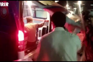 RAZNETA POLICIJSKA STANICA U PAKISTANU: Od 12 stradalih, osmoro policajci, čak 55 povređeno! VIDEO