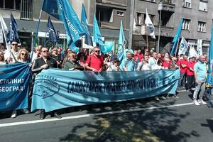 PRVI MAJ: Sindikalci sa protesta u Beogradu zatražili poštovanje radnika i njihovog rada